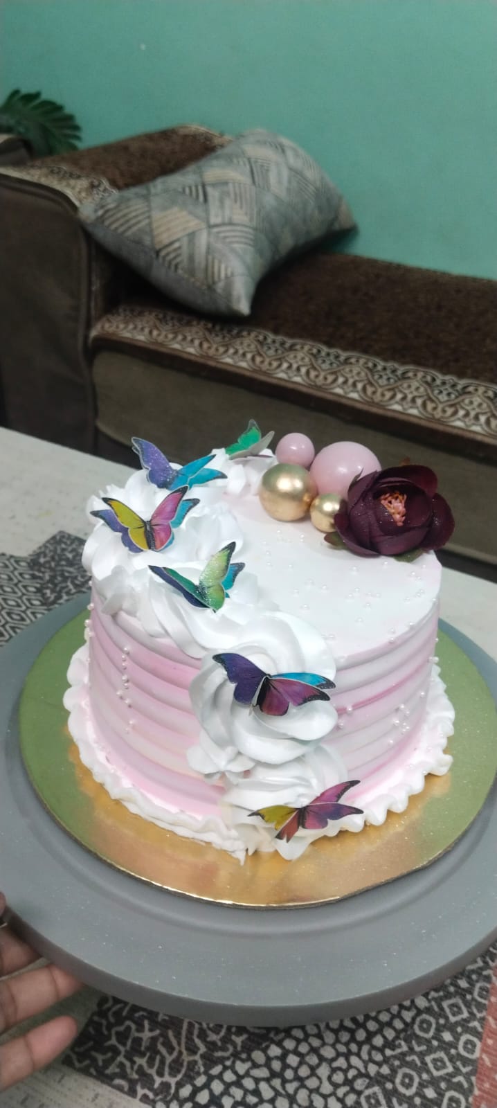 Simple Rose Cakes