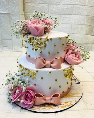 2 Floors Cakes
