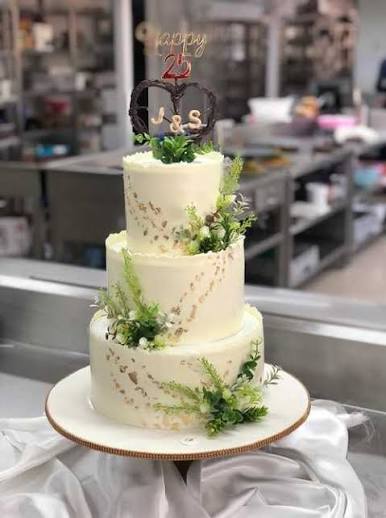 3 Floor Cakes